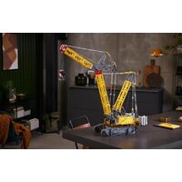 Конструктор LEGO Technic 42146 Гусеничный кран Liebherr LR 13000 - Изображение №8 — Chaika Market