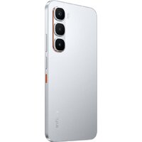 Телефон Infinix Hot 60 Pro X6885 8GB/256GB (серебристый) - Изображение №6 — Chaika Market