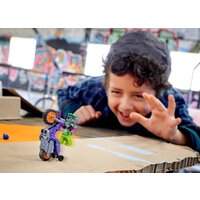 Конструктор LEGO City 60296 Акробатический трюковый мотоцикл - Изображение №7 — Chaika Market