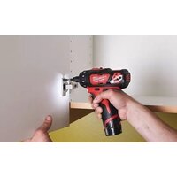 Винтоверт Milwaukee M12 BD-202C 4933441900 (с 2-мя АКБ, кейс) - Изображение №4 — Chaika Market