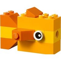 Конструктор LEGO Classic 10713 Чемоданчик для творчества и конструирования - Изображение №7 — Chaika Market