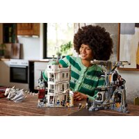 Конструктор LEGO Harry Potter 76417 Волшебный банк Гринготтс: Коллекционное издание - Изображение №10 — Chaika Market