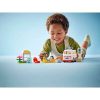 Конструктор LEGO Duplo Скорая помощь и водитель 10447 - Изображение №6 — Chaika Market