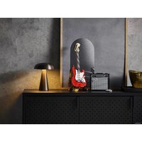 Конструктор LEGO Ideas 21329 Fender Stratocaster - Изображение №30 — Chaika Market