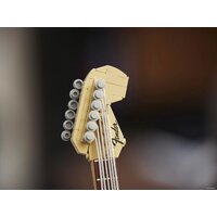 Конструктор LEGO Ideas 21329 Fender Stratocaster - Изображение №17 — Chaika Market