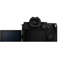 Беззеркальный фотоаппарат Panasonic Lumix S5 IIX Body - Изображение №9 — Chaika Market