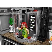 Конструктор LEGO 10937 Batman: Arkham Asylum Breakout - Изображение №11 — Chaika Market