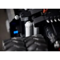 Конструктор LEGO DC Batman 76240 Бэтмобиль Тумблер - Изображение №12 — Chaika Market