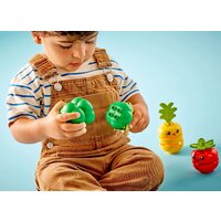 Конструктор LEGO Duplo 10982 Трактор для перевозки овощей и фруктов - Изображение №8 — Chaika Market