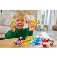 Конструктор LEGO Classic 11037 Креативные космические планеты - Изображение №10 — Chaika Market