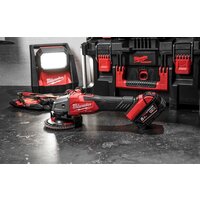 Угловая шлифмашина Milwaukee M18 FSAG125XB-502X Fuel 4933478430 (с 2-мя АКБ) - Изображение №4 — Chaika Market