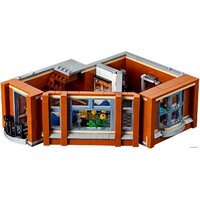 Конструктор LEGO Creator 10264 Гараж на углу - Изображение №5 — Chaika Market