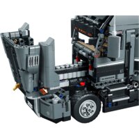 Конструктор LEGO Technic 42078 Грузовик Mack Anthem - Изображение №5 — Chaika Market