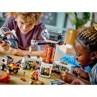 Конструктор LEGO City 60434 Космическая база и площадка для ракет - Изображение №9 — Chaika Market