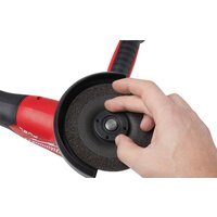 Угловая шлифмашина Milwaukee M18 FSAGV125XB-0X Fuel 4933478436 (без АКБ) - Изображение №5 — Chaika Market