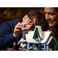 Конструктор LEGO Creator Expert 10293 В ожидании Санты - Изображение №21 — Chaika Market