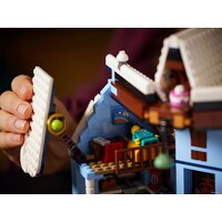 Конструктор LEGO Creator Expert 10293 В ожидании Санты - Изображение №27 — Chaika Market