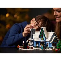 Конструктор LEGO Creator Expert 10293 В ожидании Санты - Изображение №22 — Chaika Market