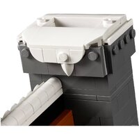 Конструктор LEGO Creator Expert 10293 В ожидании Санты - Изображение №14 — Chaika Market