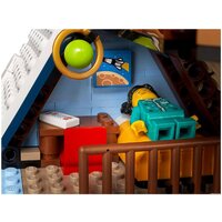 Конструктор LEGO Creator Expert 10293 В ожидании Санты - Изображение №13 — Chaika Market