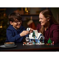 Конструктор LEGO Creator Expert 10293 В ожидании Санты - Изображение №24 — Chaika Market