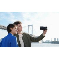Объектив Sony FE 20-70mm F4 G - Изображение №11 — Chaika Market