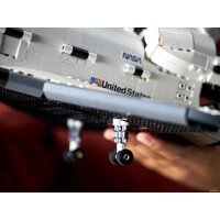 Конструктор LEGO Creator 10283 Космический шаттл НАСА Дискавери - Изображение №26 — Chaika Market