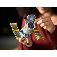 Конструктор LEGO Creator 10283 Космический шаттл НАСА Дискавери - Изображение №34 — Chaika Market