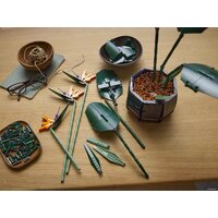 Конструктор LEGO Creator Expert 10289 Райская птица - Изображение №17 — Chaika Market