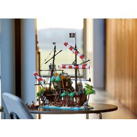 Конструктор LEGO Ideas 21322 Пираты Залива Барракуды - Изображение №22 — Chaika Market