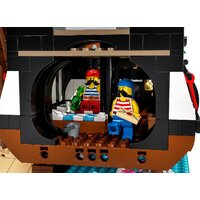 Конструктор LEGO Ideas 21322 Пираты Залива Барракуды - Изображение №12 — Chaika Market