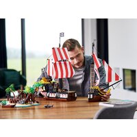 Конструктор LEGO Ideas 21322 Пираты Залива Барракуды - Изображение №23 — Chaika Market
