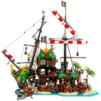 Конструктор LEGO Ideas 21322 Пираты Залива Барракуды - Изображение №6 — Chaika Market