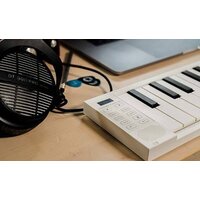 Цифровое пианино Carry-on Folding Piano 49 - Изображение №7 — Chaika Market