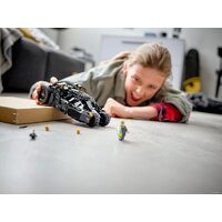 Конструктор LEGO DC Super Heroes 76239 Бэтмобиль Тумблер: схватка с Пугалом - Изображение №19 — Chaika Market