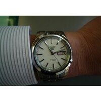 Наручные часы Seiko SNKE49J1 - Изображение №3 — Chaika Market