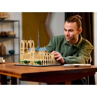 Конструктор LEGO Architecture 21061 Собор Парижской Богоматери - Изображение №15 — Chaika Market