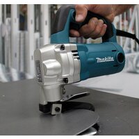 Листовые электрические ножницы Makita JS3201J - Изображение №2 — Chaika Market