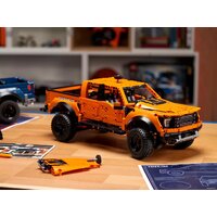 Конструктор LEGO Technic 42126 Ford F-150 Raptor - Изображение №19 — Chaika Market