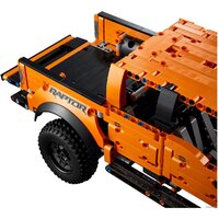 Конструктор LEGO Technic 42126 Ford F-150 Raptor - Изображение №9 — Chaika Market