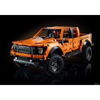 Конструктор LEGO Technic 42126 Ford F-150 Raptor - Изображение №12 — Chaika Market