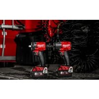Гайковерт Milwaukee M18 FIW2F12-502X 4933478444 (с 2-мя АКБ, кейс) - Изображение №7 — Chaika Market