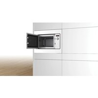 Микроволновая печь Bosch Serie 2 BFL523MW3 - Изображение №5 — Chaika Market