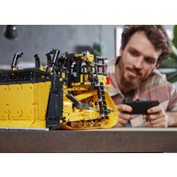 Конструктор LEGO Technic 42131 Бульдозер Cat D11 на пульте управления - Изображение №13 — Chaika Market