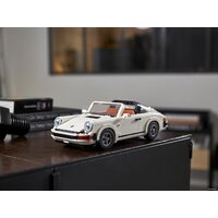 Конструктор LEGO Creator 10295 Porsche 911 - Изображение №36 — Chaika Market