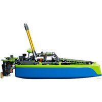 Конструктор LEGO Technic 42105 Катамаран - Изображение №8 — Chaika Market