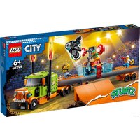 Конструктор LEGO City Stuntz 60294 Грузовик для шоу каскадеров — Chaika Market