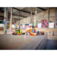 Конструктор LEGO City Stuntz 60294 Грузовик для шоу каскадеров - Изображение №23 — Chaika Market