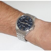 Наручные часы Citizen CB0010-88L - Изображение №5 — Chaika Market