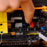 Конструктор LEGO Technic 42215 Гибридный экскаватор Volvo EC500 - Изображение №12 — Chaika Market